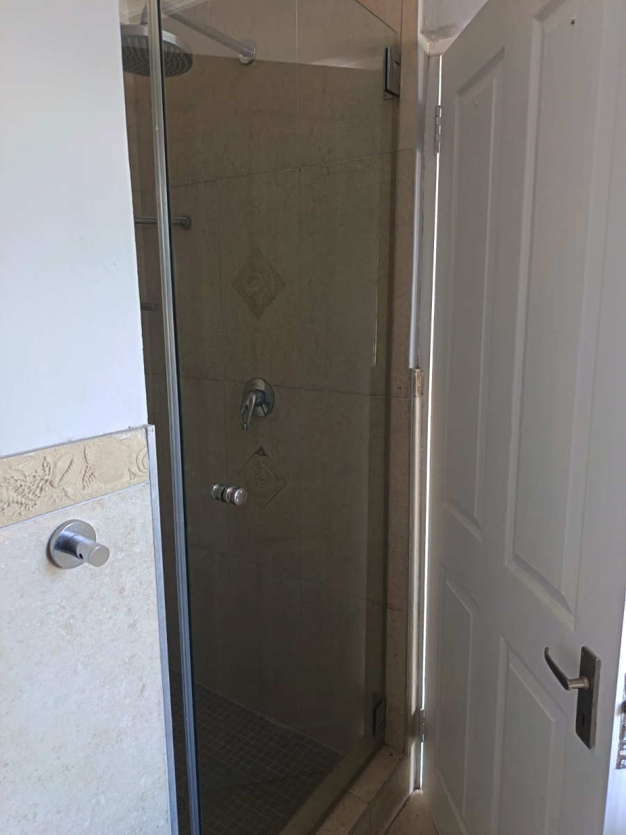 To Let 3 Bedroom Property for Rent in Jeffreys Bay Central Eastern Cape